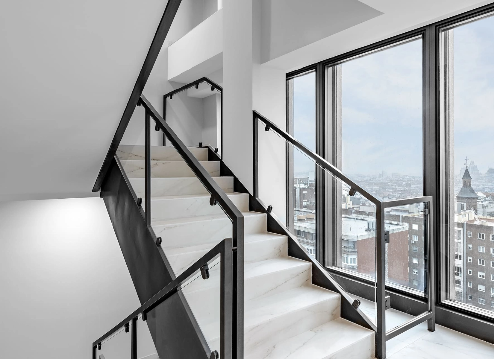 EDIFICIO ARAPILES 13 INTERIOR